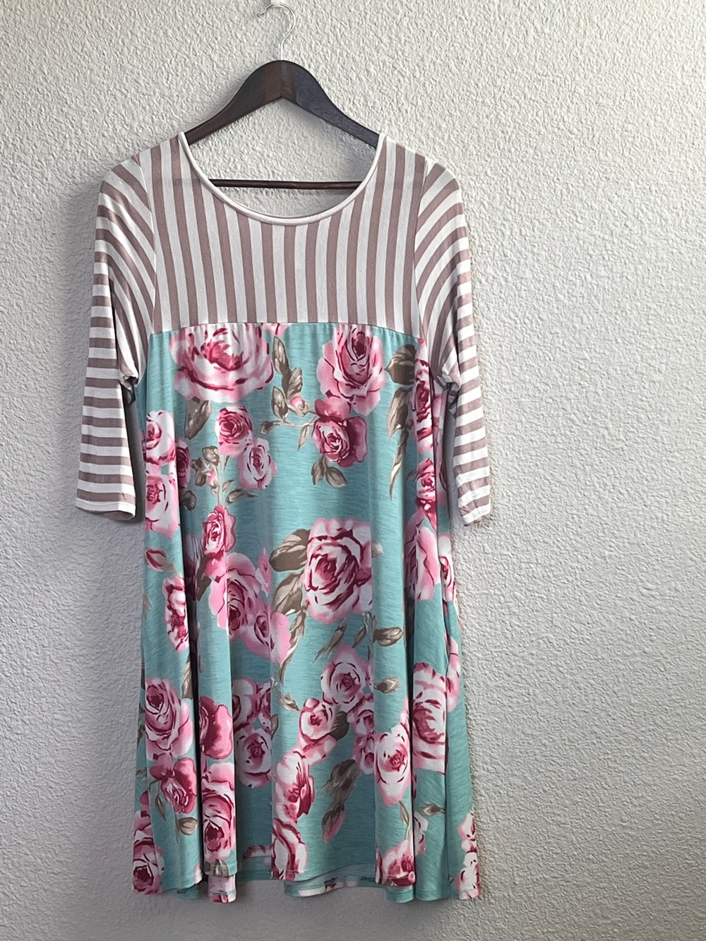Paisley Grace Floral Striped Swing Dress Size M Pockets